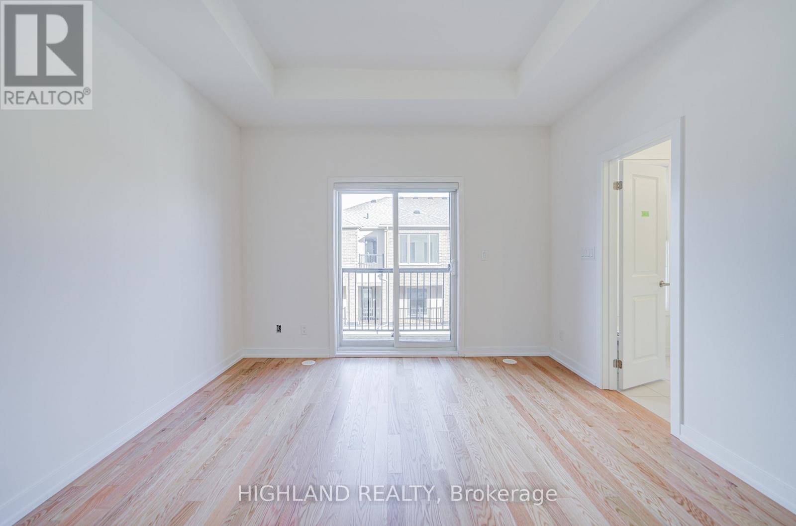 1118 Wheat Boom Drive, Oakville, Ontario  L6H 7W4 - Photo 30 - W12491692