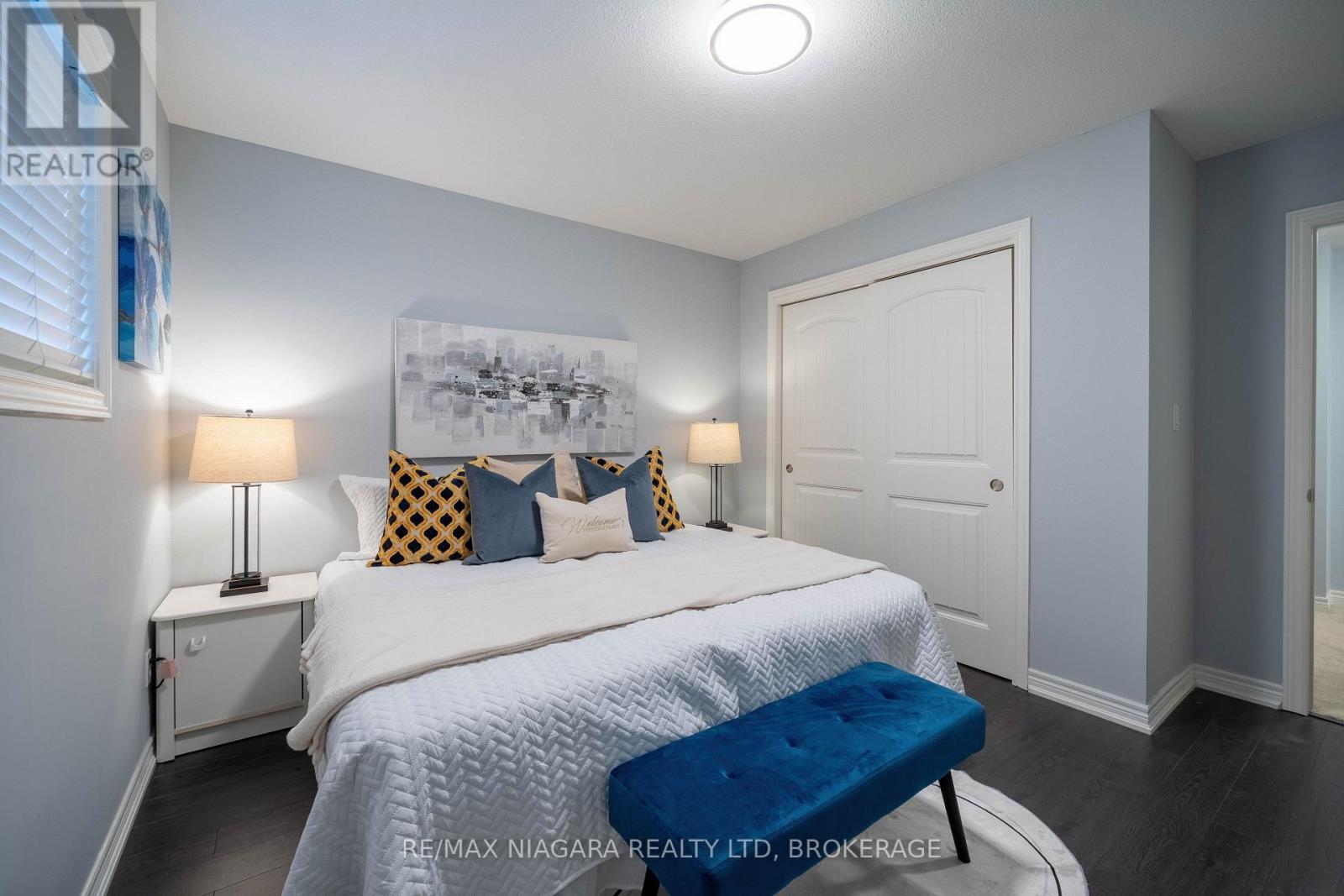 2 Marren Street, St. Catharines, Ontario L2P 2J6 - Photo 28 - X12511092