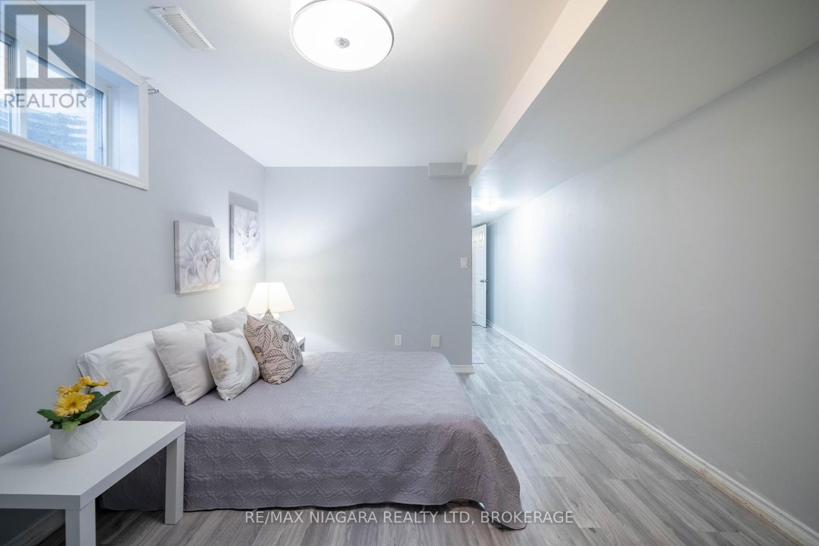 2 Marren Street, St. Catharines, Ontario L2P 2J6 - Photo 37 - X12511092