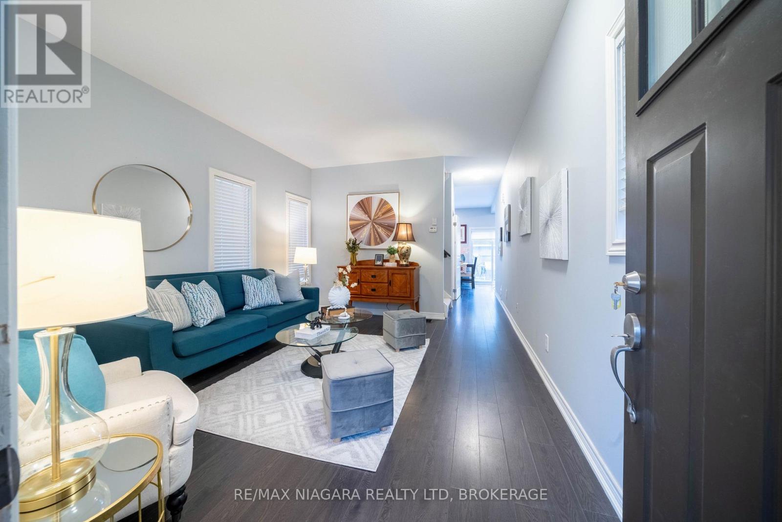 2 Marren Street, St. Catharines, Ontario L2P 2J6 - Photo 6 - X12511092