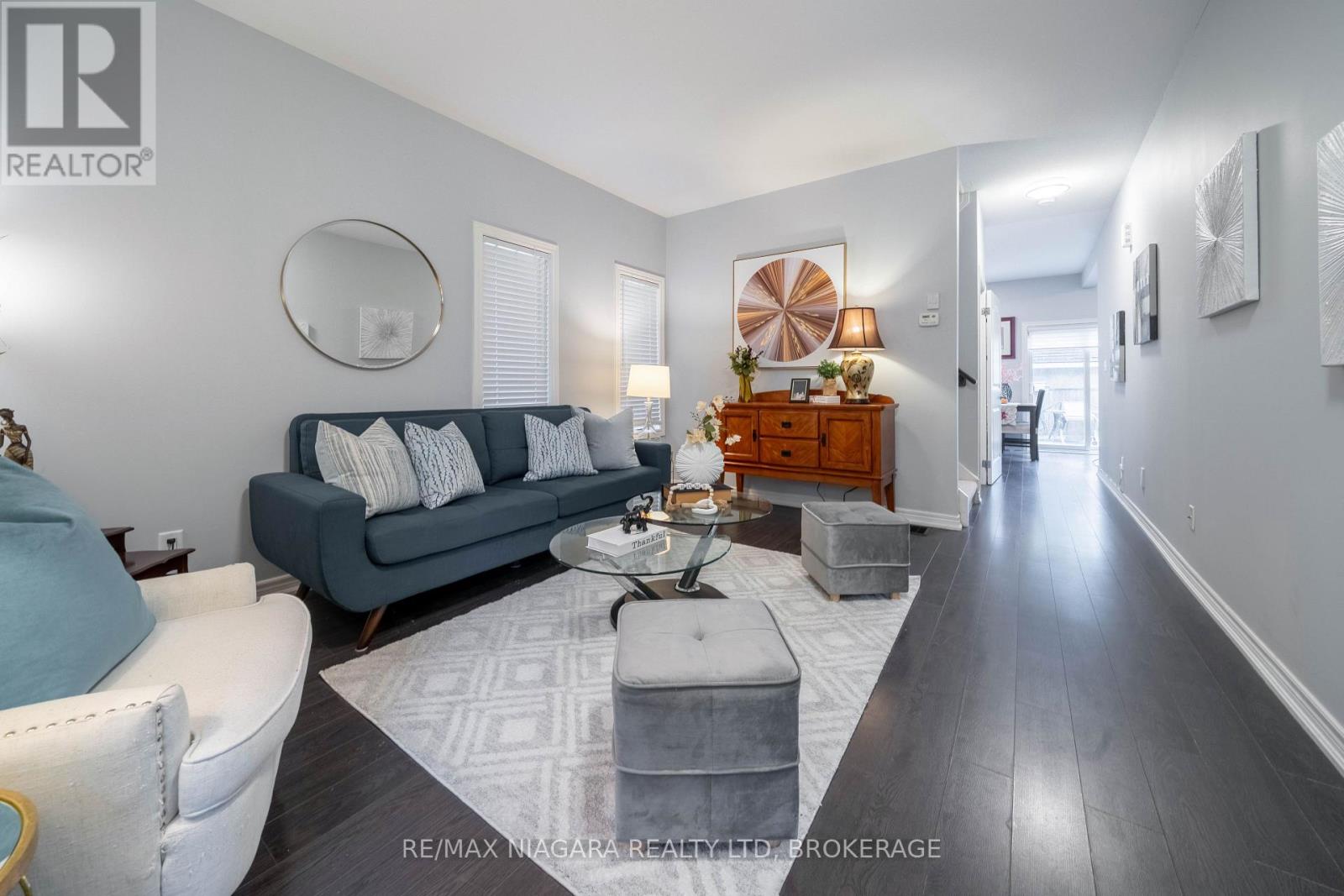 2 Marren Street, St. Catharines, Ontario L2P 2J6 - Photo 7 - X12511092