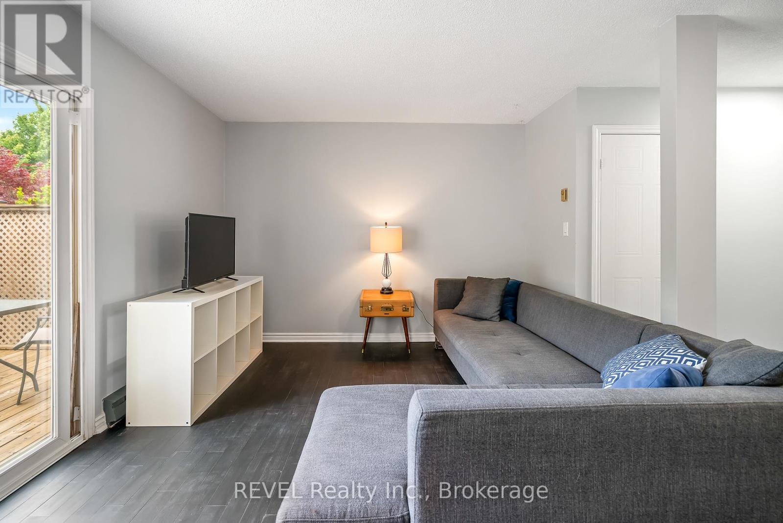 2 - 38 Elma Street, St. Catharines, Ontario  L2N 6Z3 - Photo 13 - X12511126