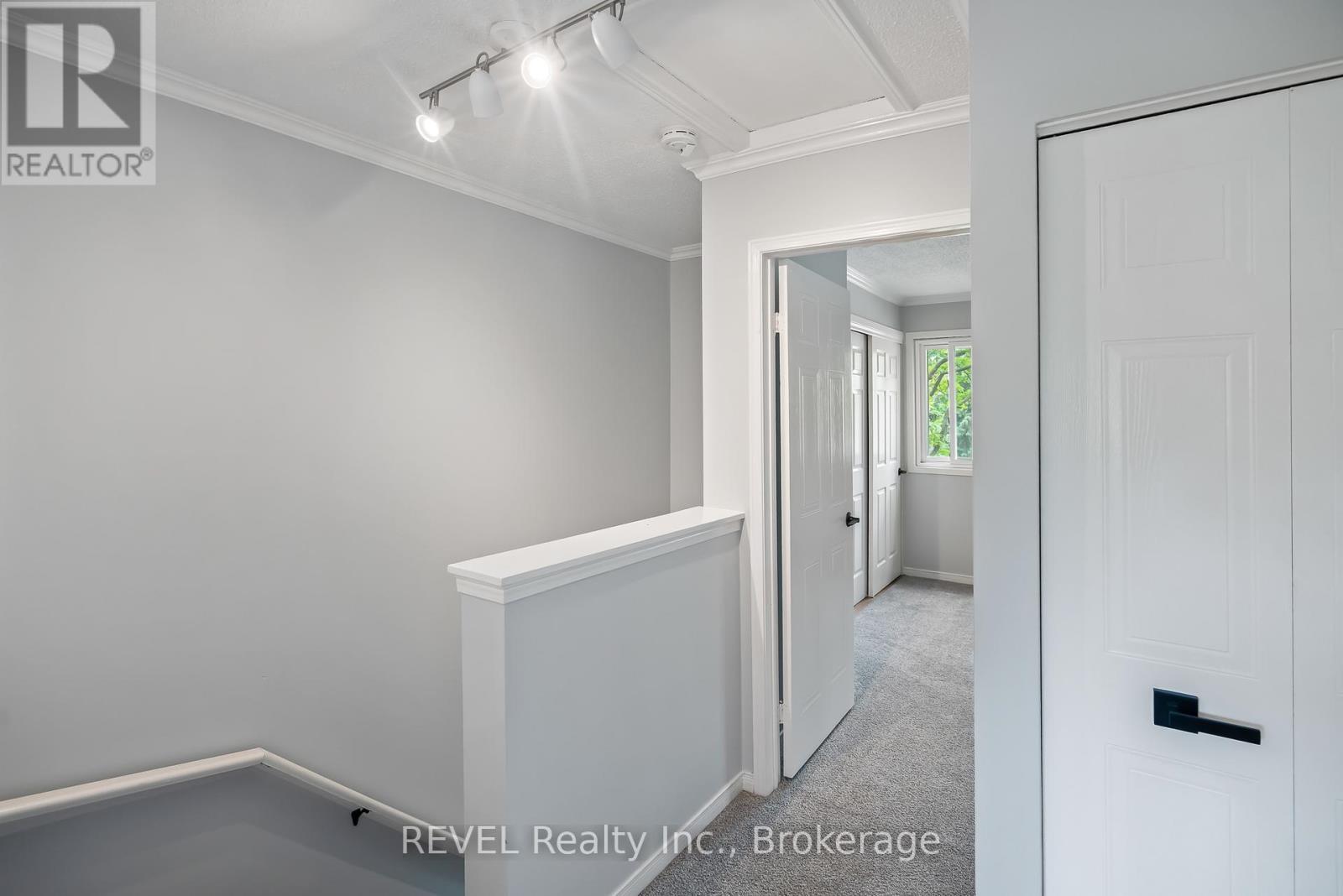 2 - 38 Elma Street, St. Catharines, Ontario  L2N 6Z3 - Photo 15 - X12511126