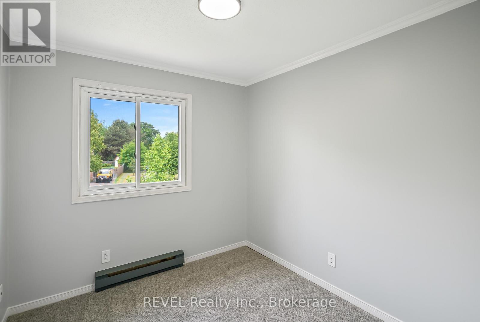 2 - 38 Elma Street, St. Catharines, Ontario  L2N 6Z3 - Photo 16 - X12511126