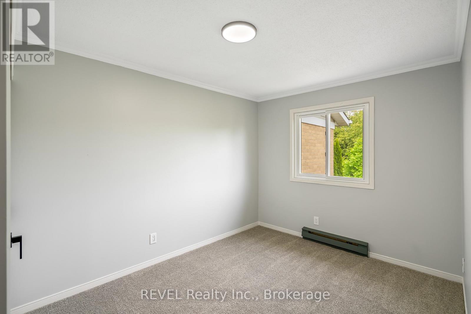 2 - 38 Elma Street, St. Catharines, Ontario  L2N 6Z3 - Photo 19 - X12511126