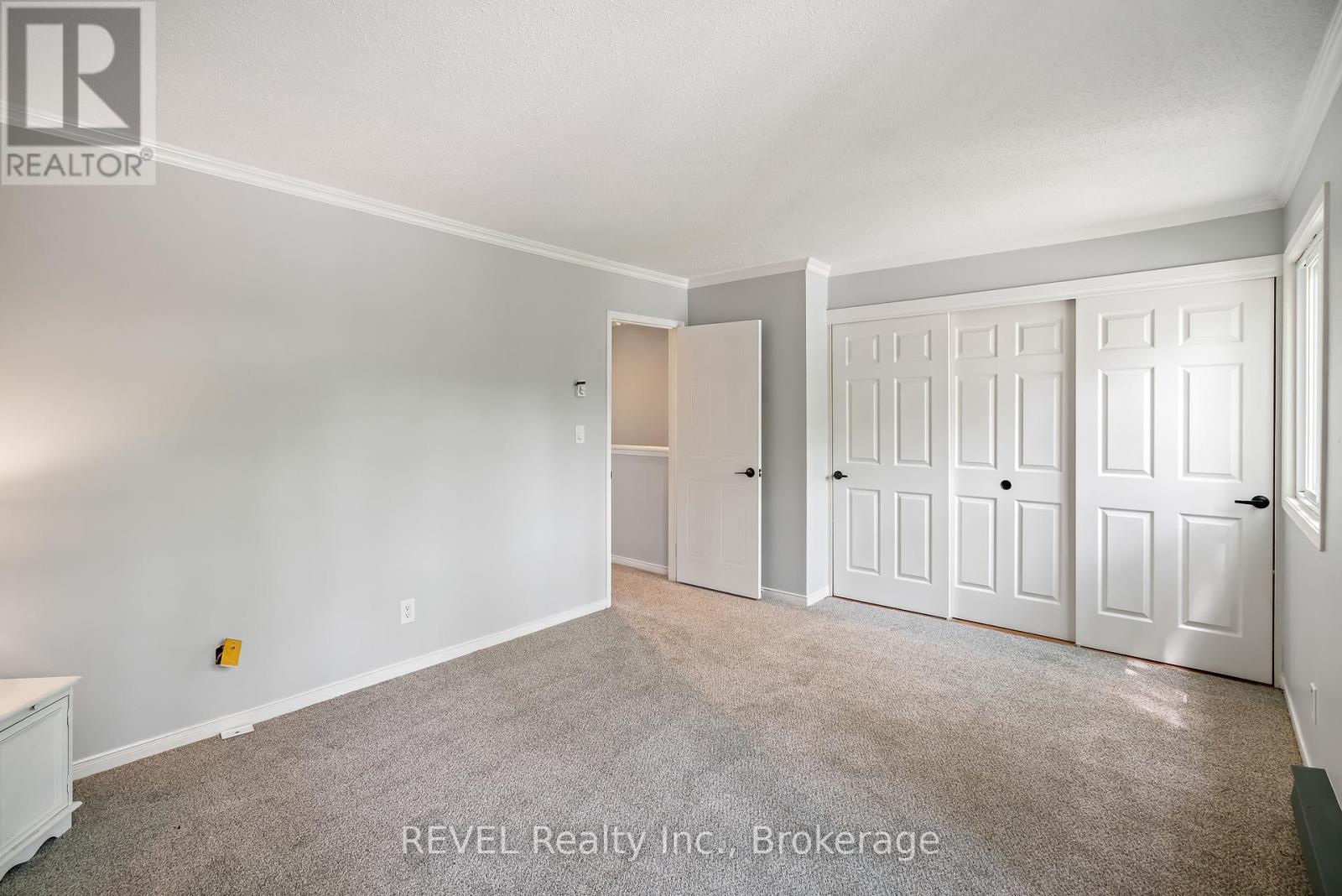 2 - 38 Elma Street, St. Catharines, Ontario  L2N 6Z3 - Photo 22 - X12511126