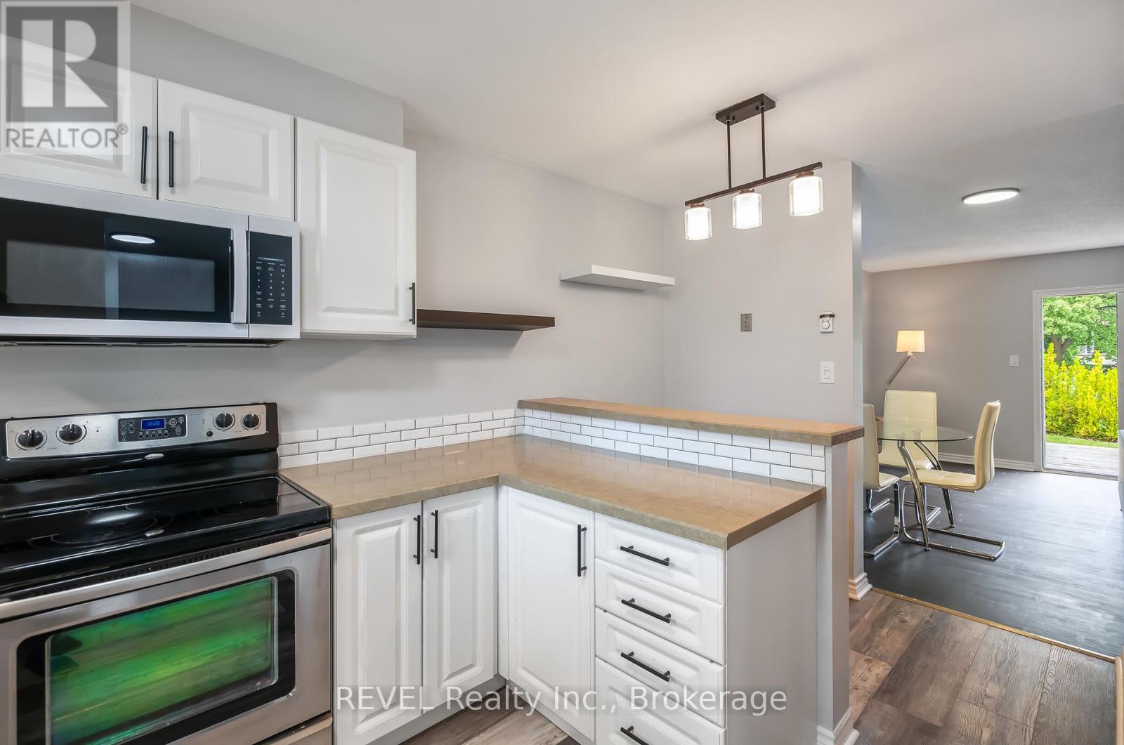 2 - 38 Elma Street, St. Catharines, Ontario  L2N 6Z3 - Photo 9 - X12511126