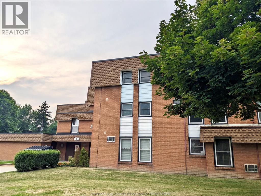 MLS# 25028041: 6299 THORNBERRY CRESCENT Unit# 294, Windsor, Canada