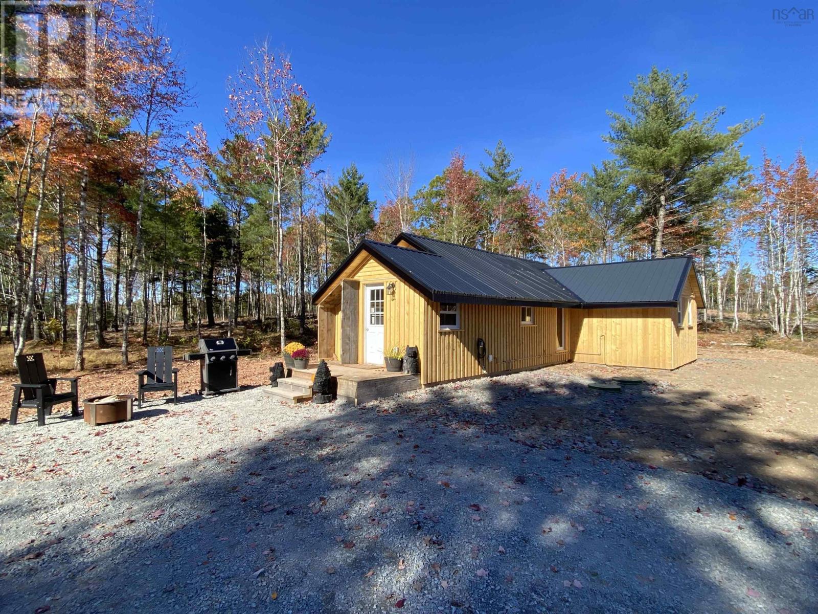 300 Lane Cross Road, Lanesville, Nova Scotia  B0N 2J0 - Photo 2 - 202525662