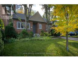 59 PARKVIEW HILL CRESCENT, Toronto, Ontario