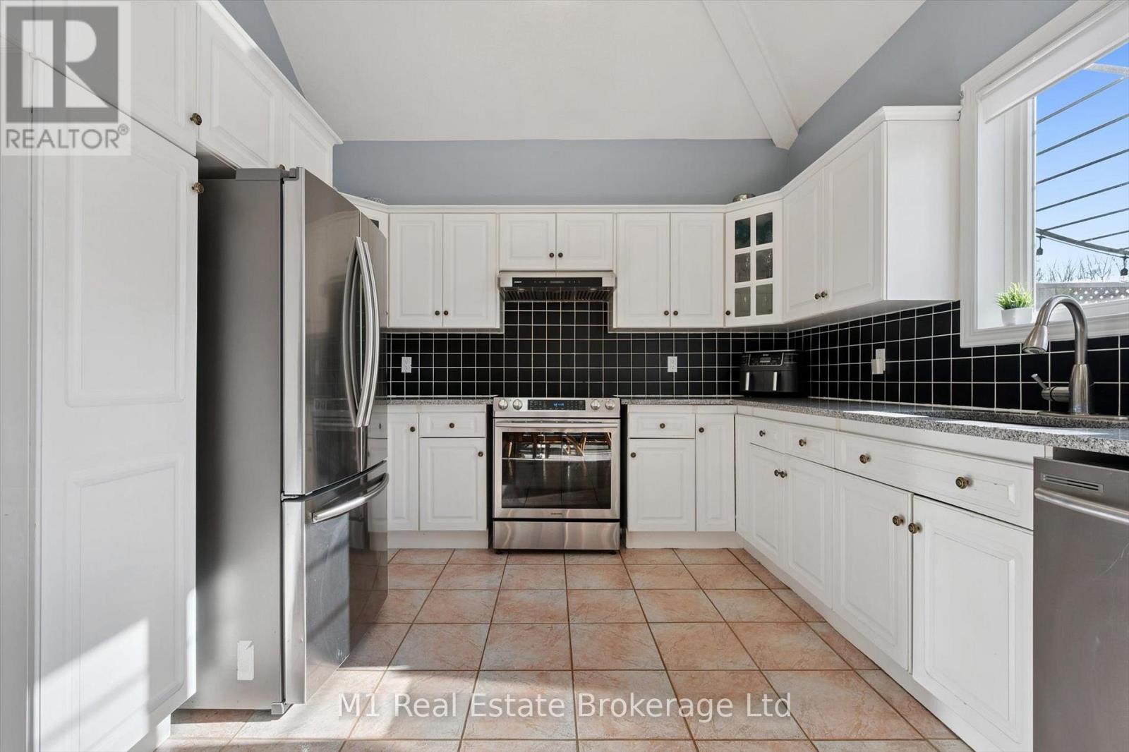 684 Willow Road, Guelph, Ontario N1H 1K2 - Photo 19 - X12511158