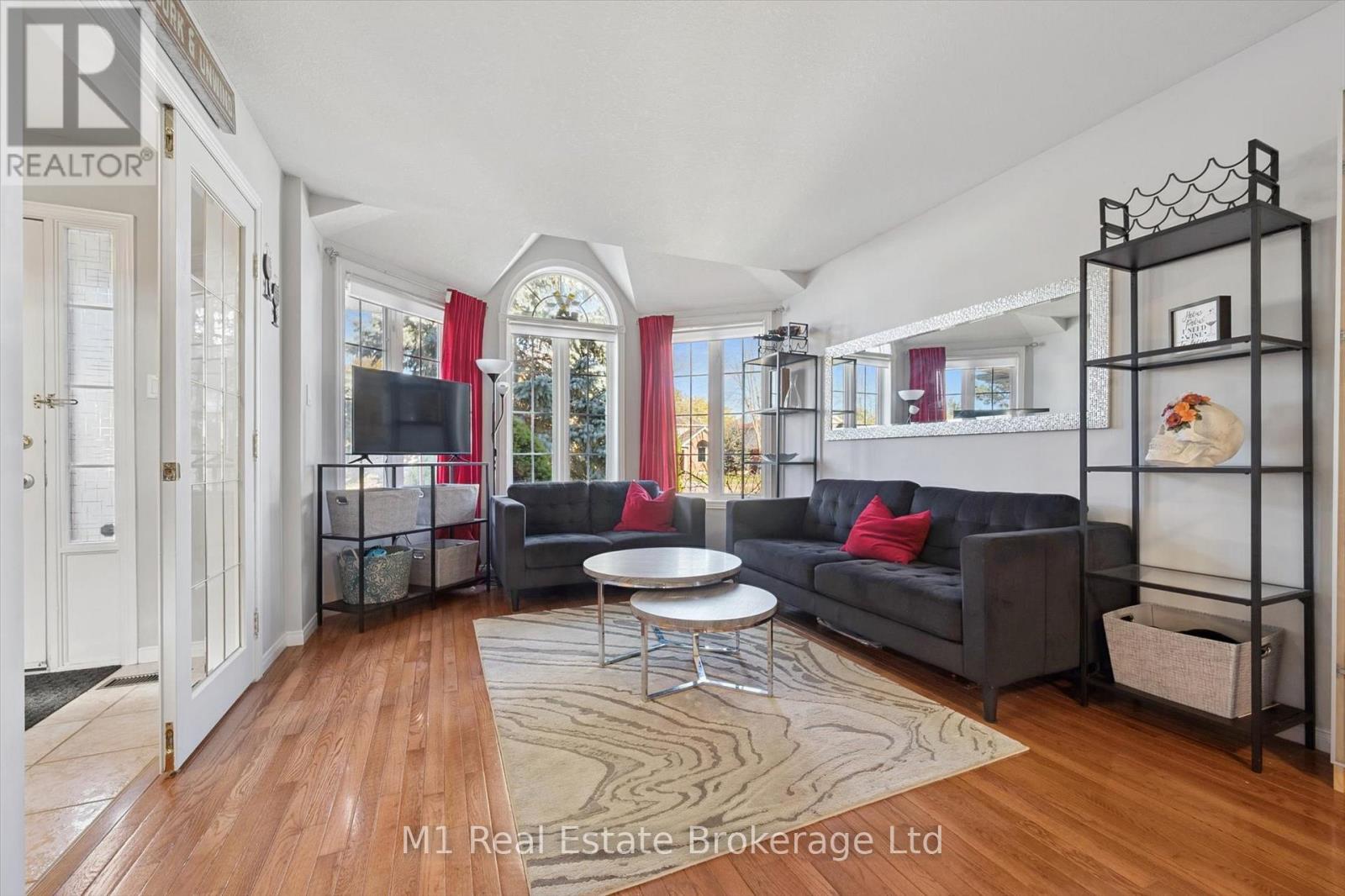 684 Willow Road, Guelph, Ontario N1H 1K2 - Photo 9 - X12511158