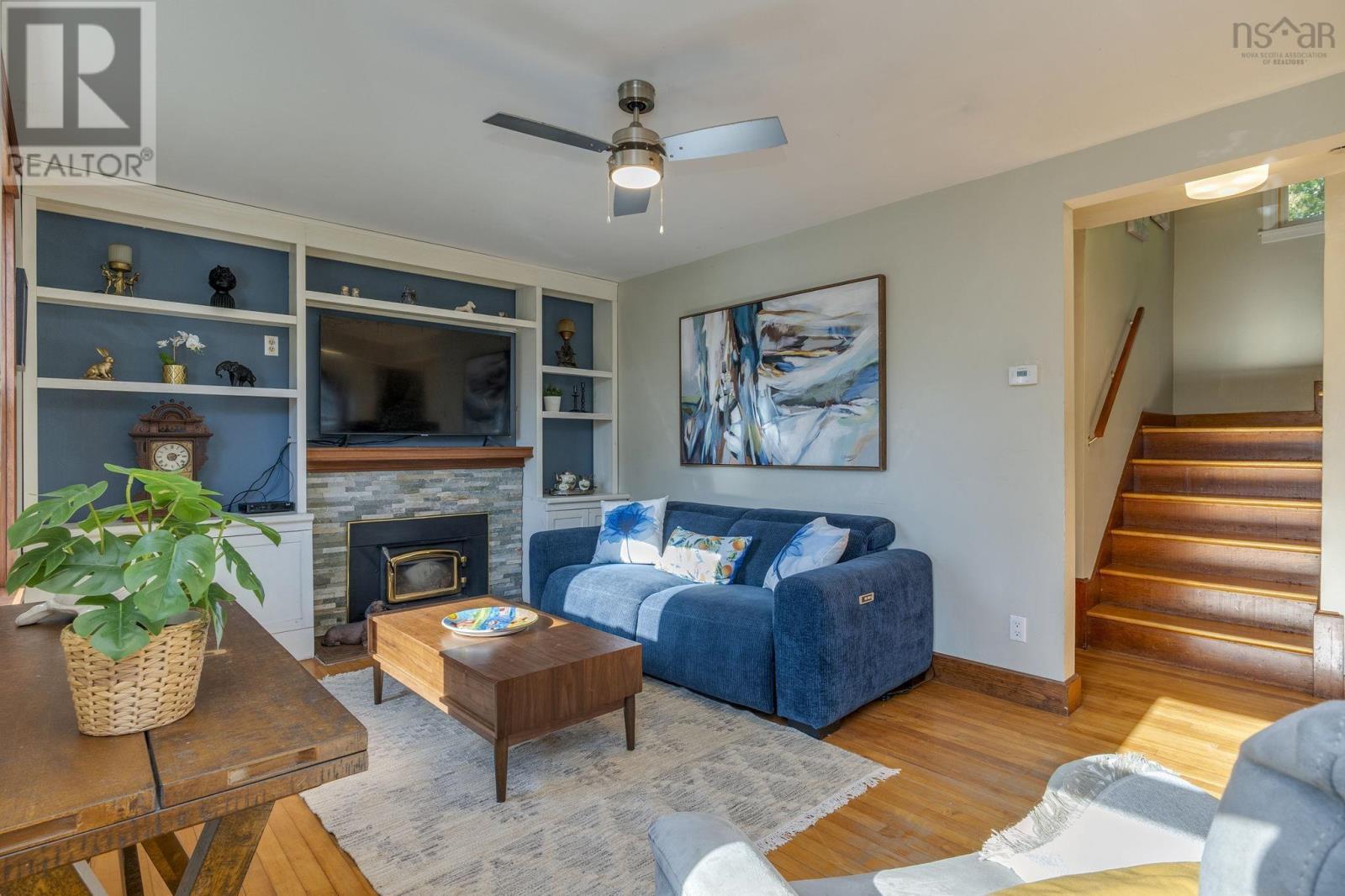 59 Newcastle Street, Dartmouth, Nova Scotia  B2Y 3M6 - Photo 2 - 202526566