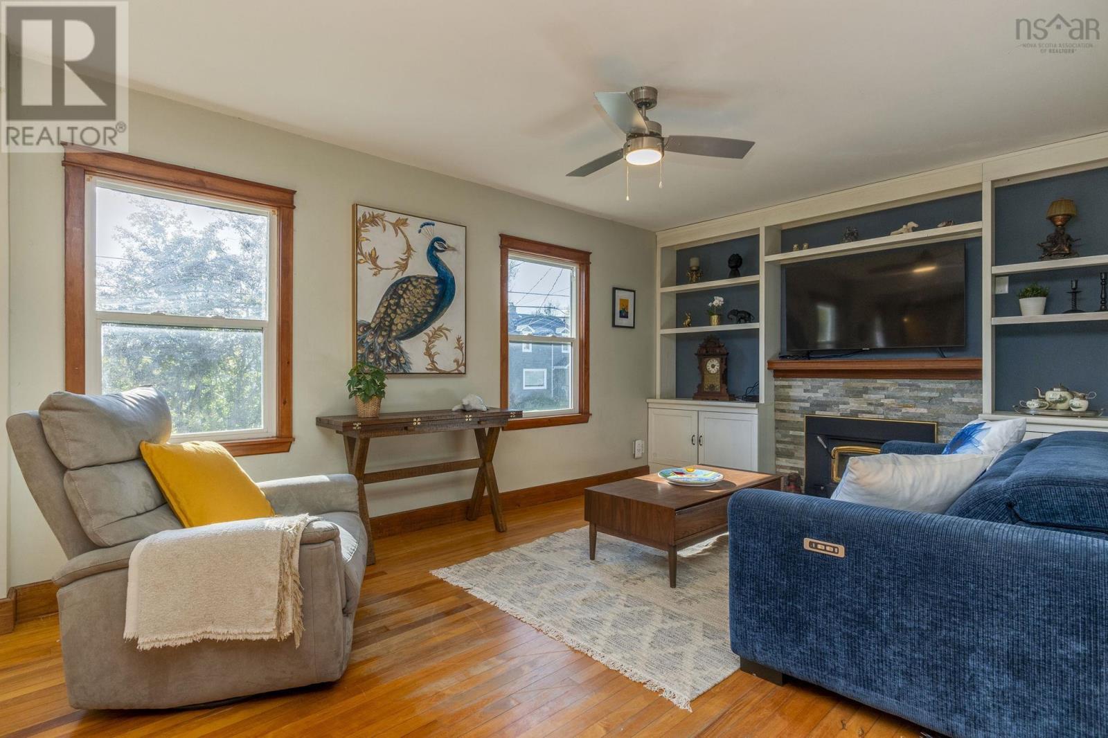 59 Newcastle Street, Dartmouth, Nova Scotia  B2Y 3M6 - Photo 3 - 202526566