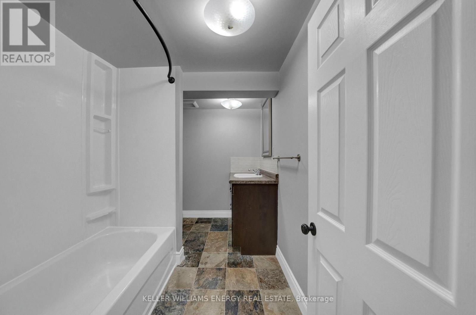 Lower - 1137 Norman Crescent, Oshawa, Ontario  L1H 7W9 - Photo 16 - E12495338