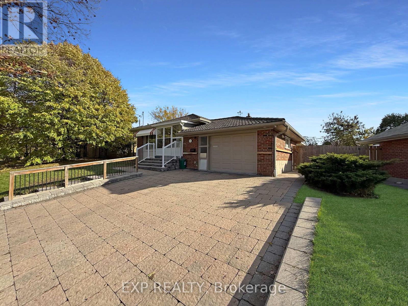 81 Meldazy Drive, Toronto, Ontario  M1P 4G2 - Photo 48 - E12505812