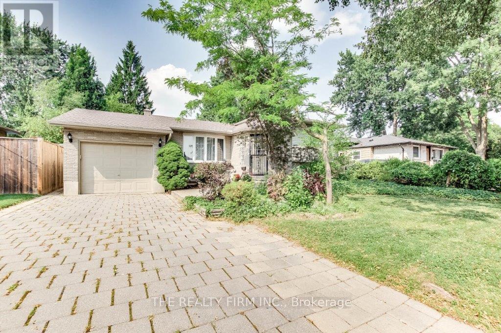 79 Mendip Crescent, London South, Ontario  N6E 1H2 - Photo 2 - X12425454