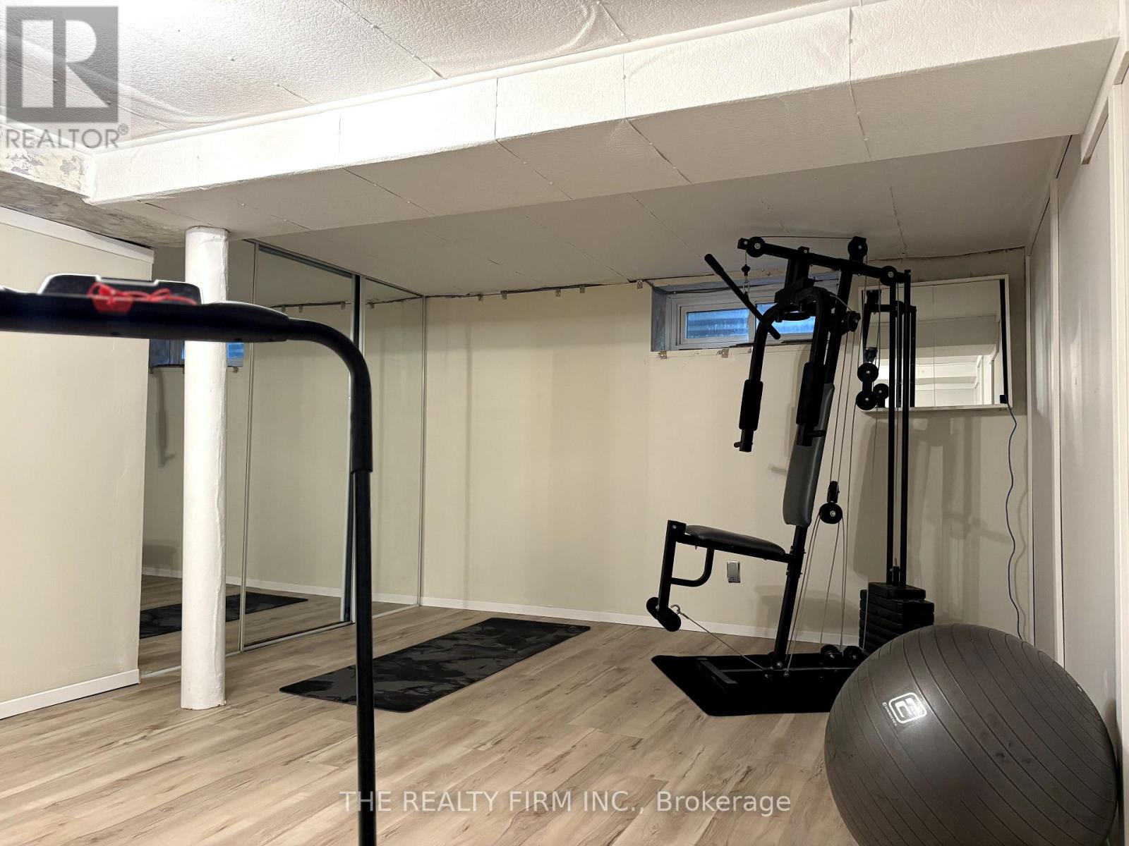 79 Mendip Crescent, London South, Ontario  N6E 1H2 - Photo 34 - X12425454