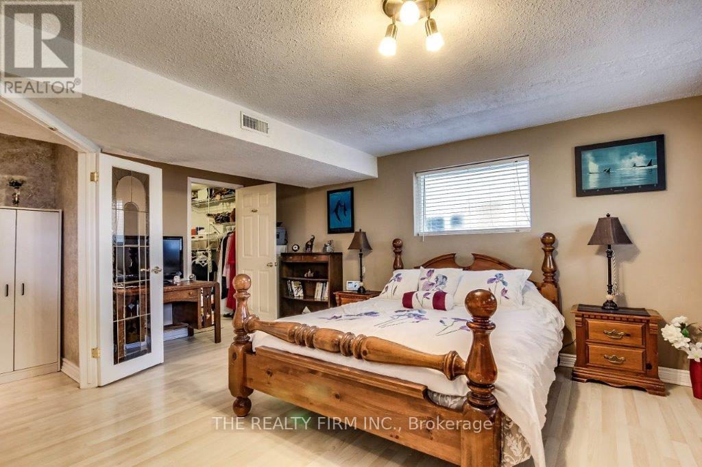 79 Mendip Crescent, London South, Ontario  N6E 1H2 - Photo 29 - X12425454