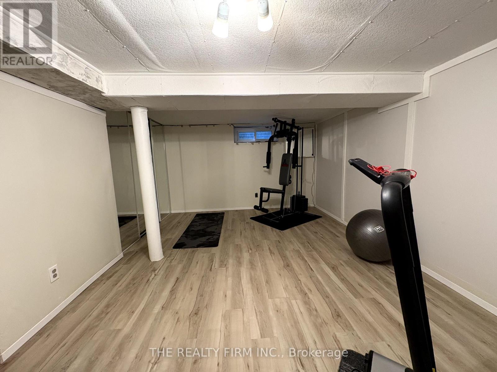 79 Mendip Crescent, London South, Ontario  N6E 1H2 - Photo 38 - X12425454