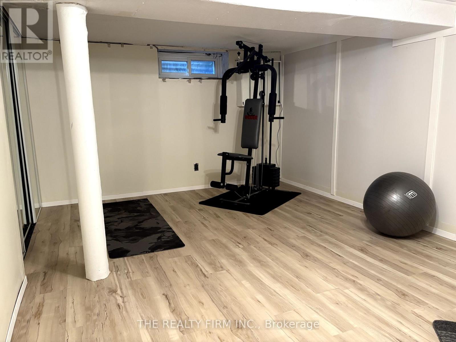 79 Mendip Crescent, London South, Ontario  N6E 1H2 - Photo 33 - X12425454