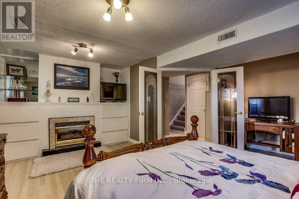 79 Mendip Crescent, London South, Ontario  N6E 1H2 - Photo 28 - X12425454