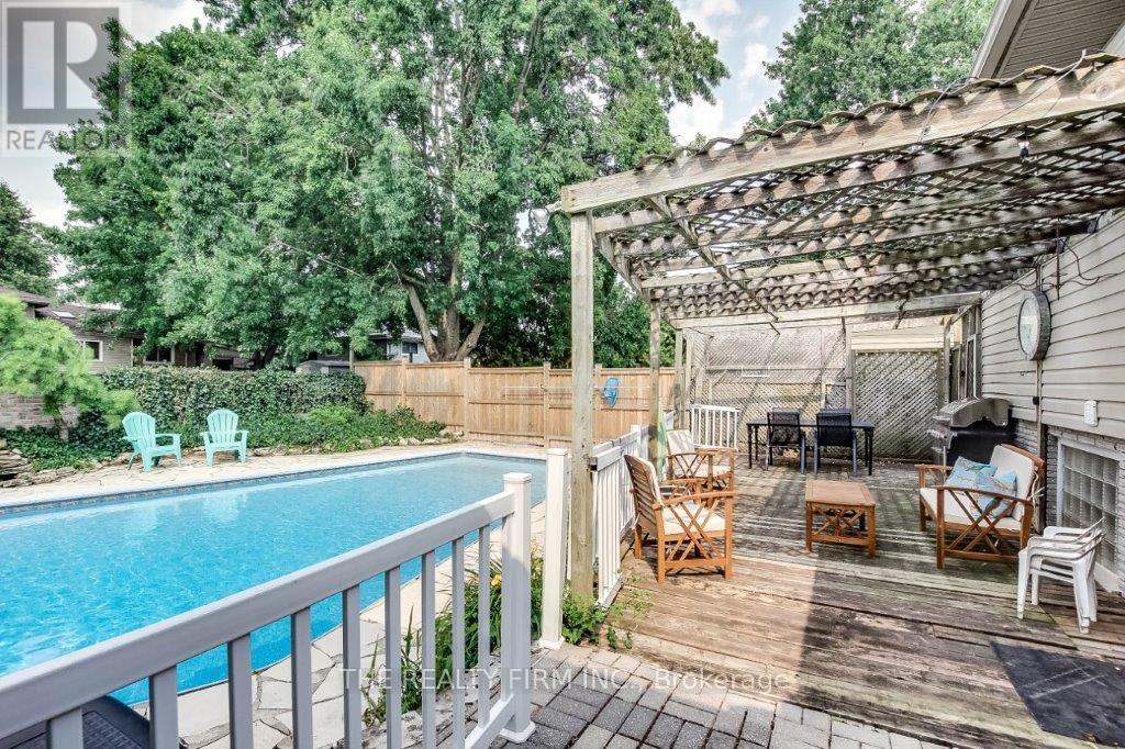 79 Mendip Crescent, London South, Ontario  N6E 1H2 - Photo 40 - X12425454