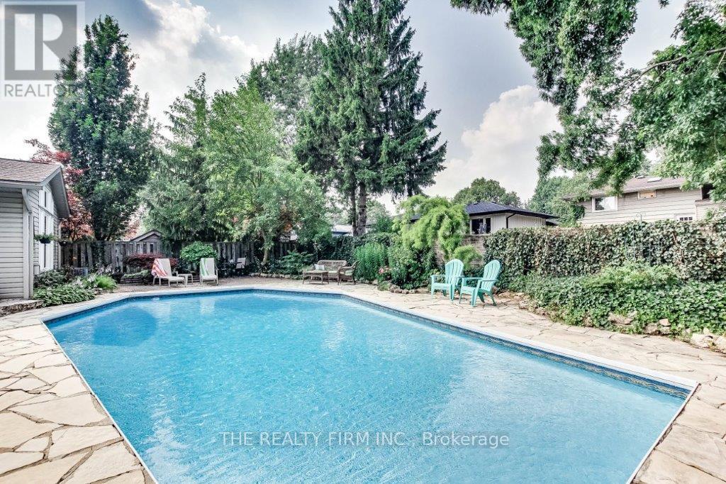 79 Mendip Crescent, London South, Ontario  N6E 1H2 - Photo 9 - X12425454