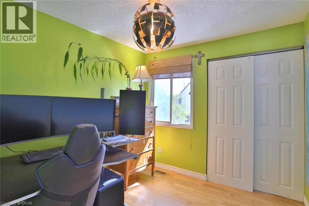 1085 Queens Boulevard Unit# 6, Kitchener, Ontario  N2M 1B9 - Photo 22 - 40785809