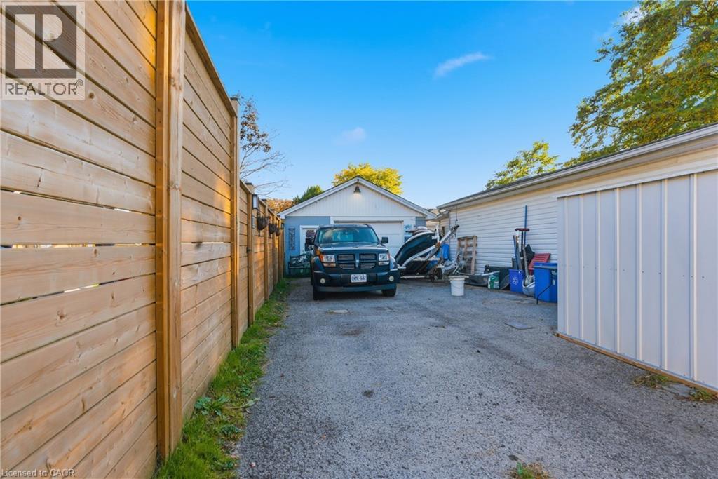 14 Heywood Avenue, St. Catharines, Ontario  L2M 2M8 - Photo 5 - 40785568