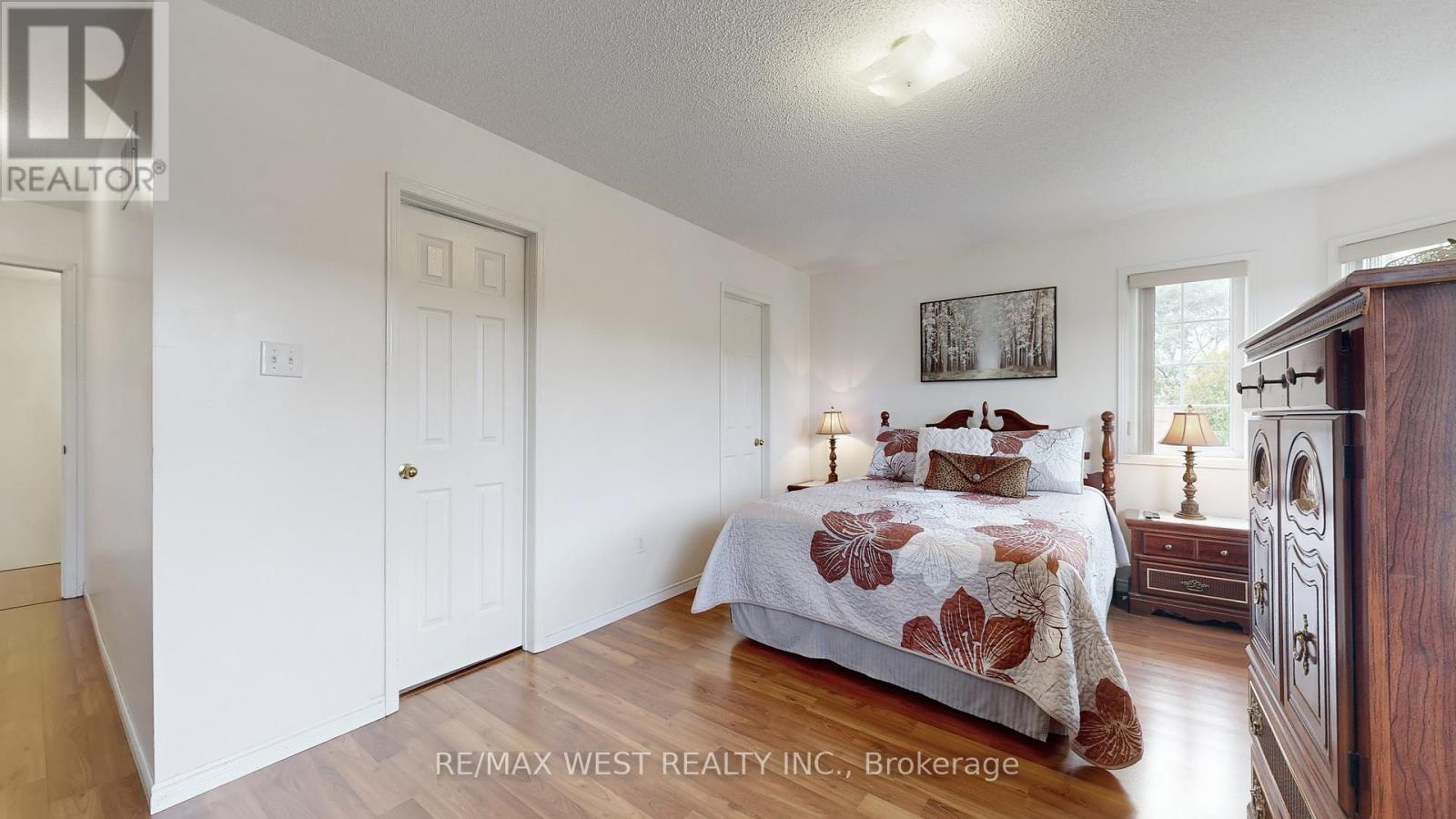 1 Platinum Drive, Toronto, Ontario M6M 5K1 - Photo 25 - W12507594
