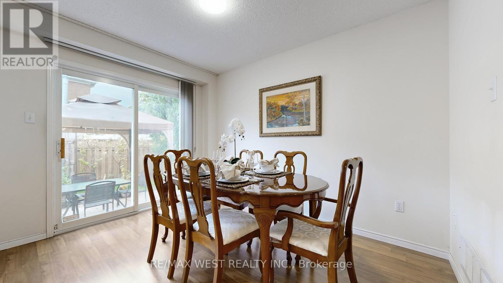 1 Platinum Drive, Toronto, Ontario M6M 5K1 - Photo 16 - W12507594