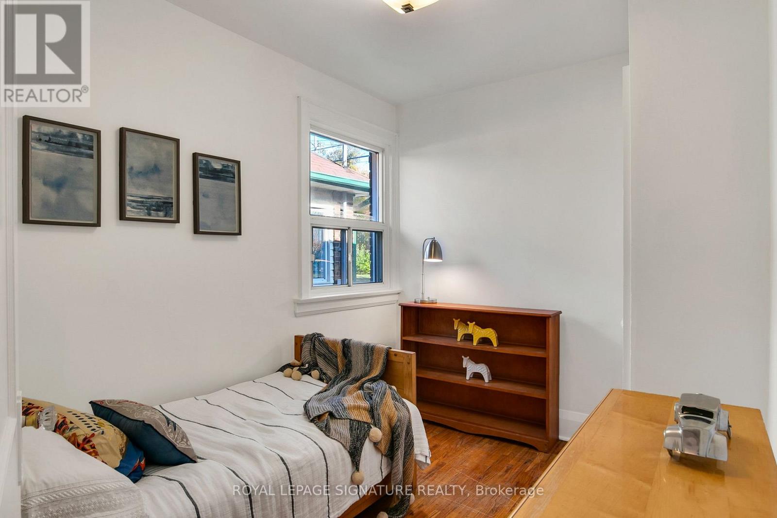 546 Jane Street, Toronto, Ontario  M6S 4A4 - Photo 25 - W12509888