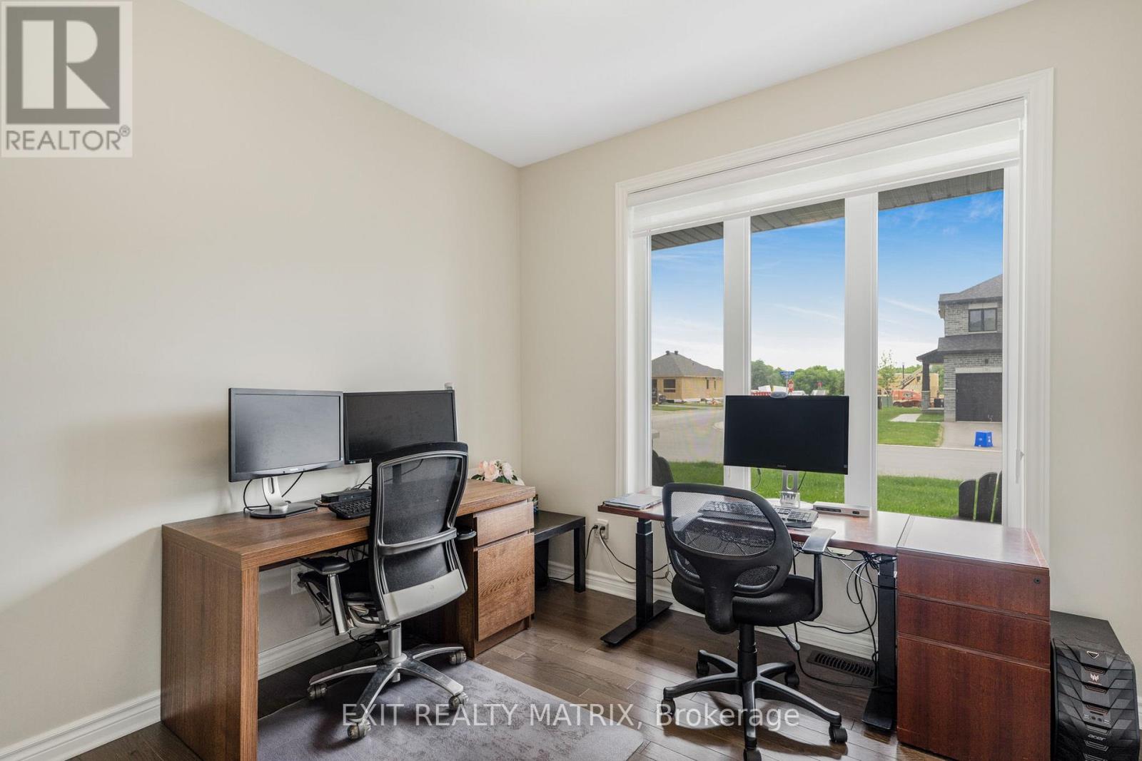 700 Namur Street, Russell, Ontario  K0A 1W0 - Photo 3 - X12504290