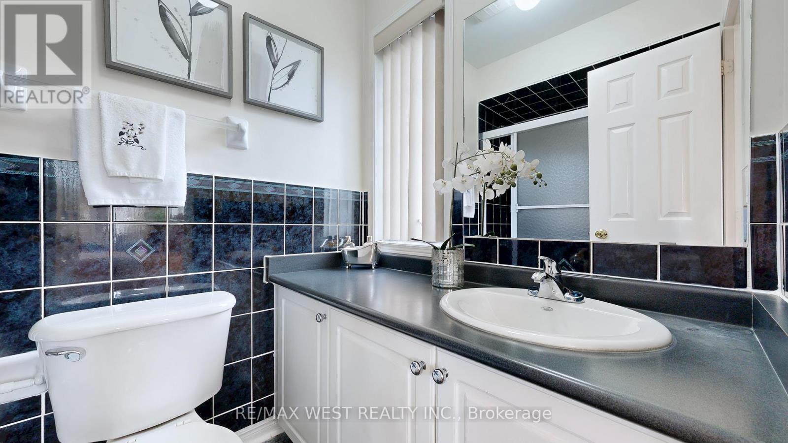 1 Platinum Drive, Toronto, Ontario M6M 5K1 - Photo 27 - W12507594