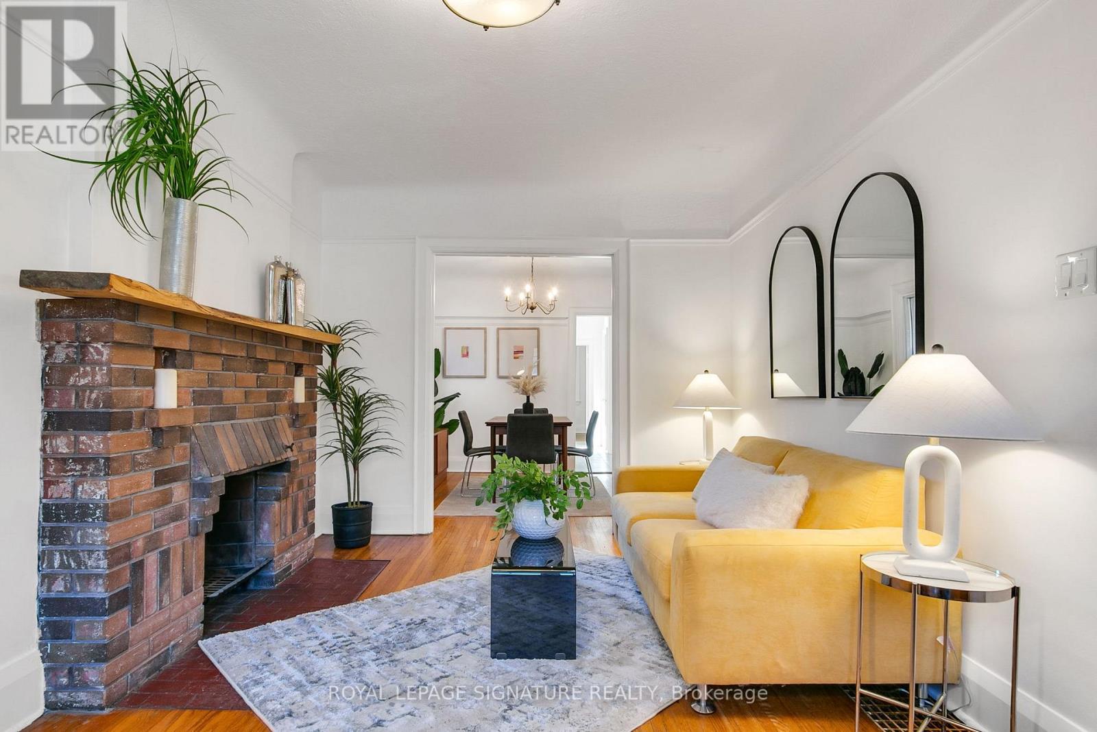 546 Jane Street, Toronto, Ontario  M6S 4A4 - Photo 7 - W12509888