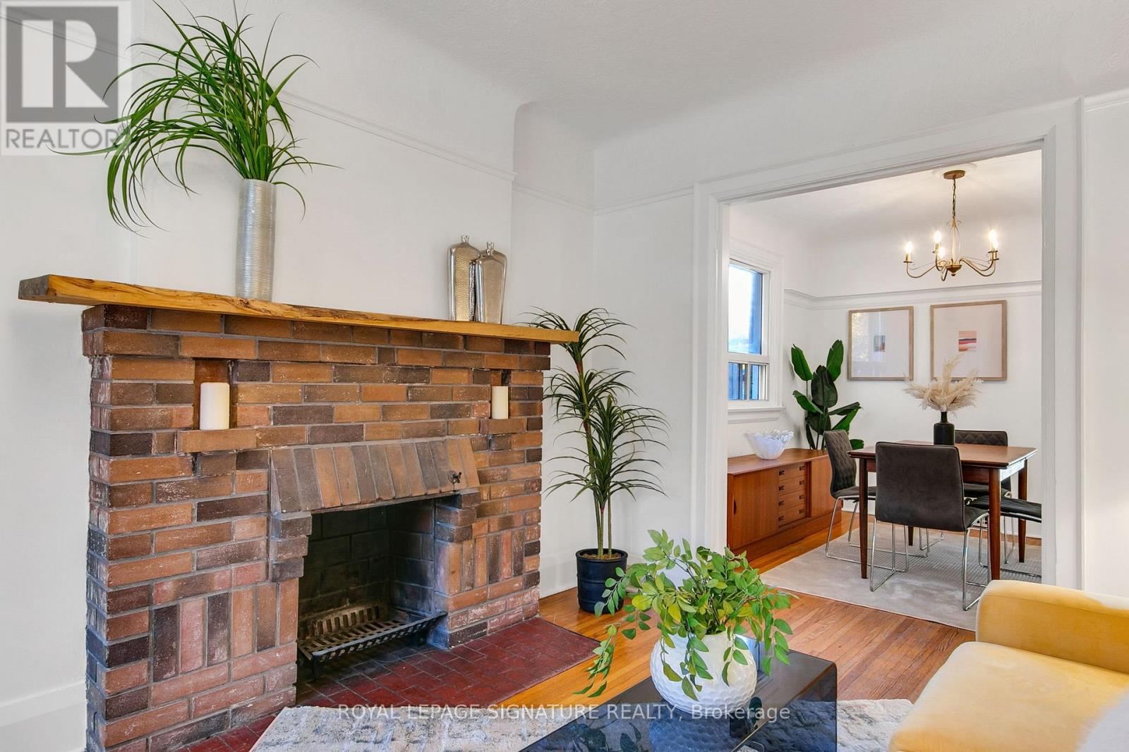 546 Jane Street, Toronto, Ontario  M6S 4A4 - Photo 8 - W12509888