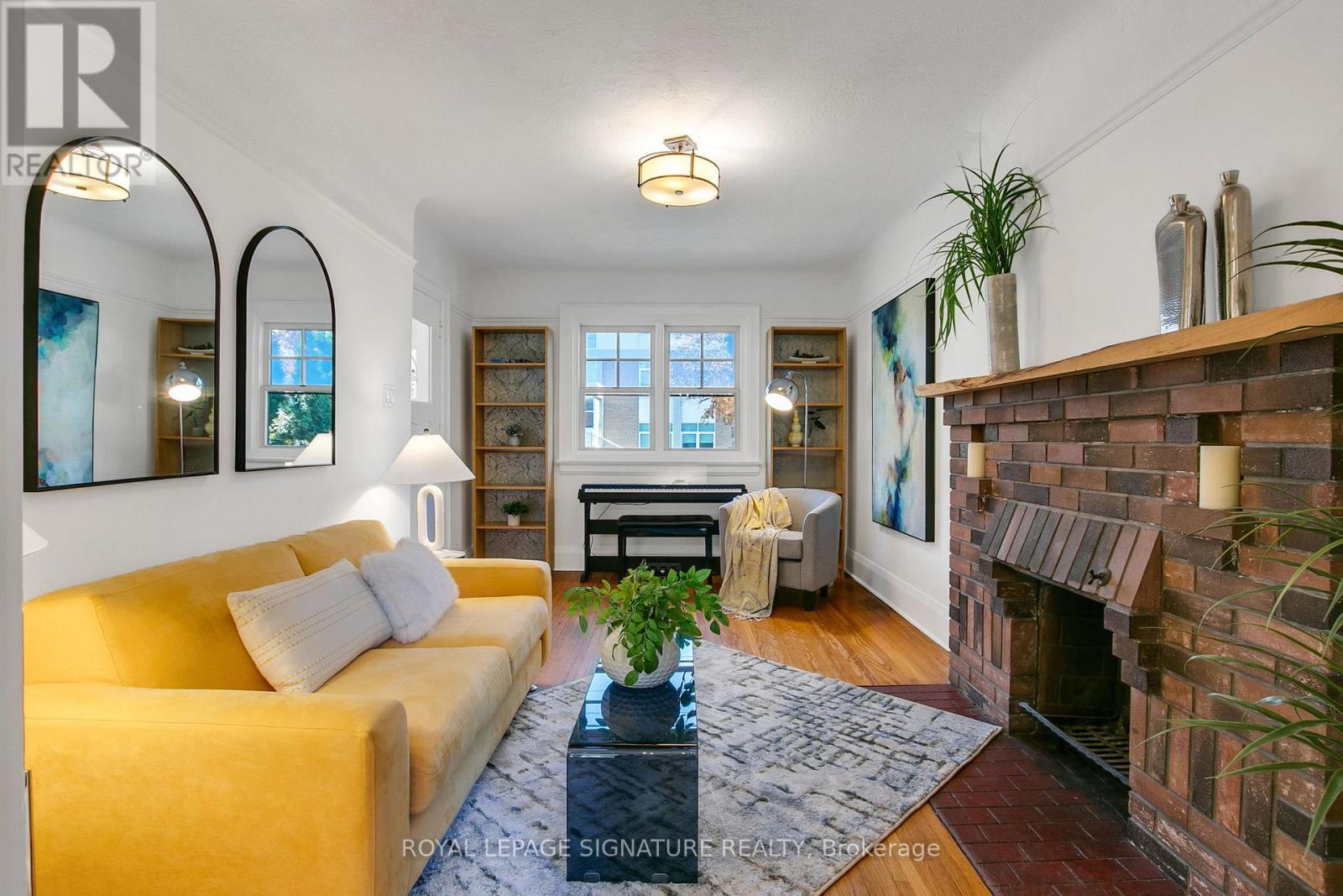 546 Jane Street, Toronto, Ontario  M6S 4A4 - Photo 10 - W12509888