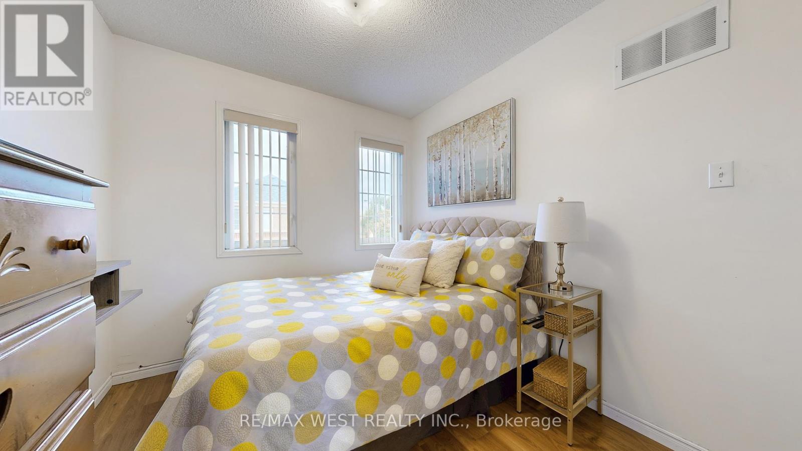 1 Platinum Drive, Toronto, Ontario M6M 5K1 - Photo 31 - W12507594