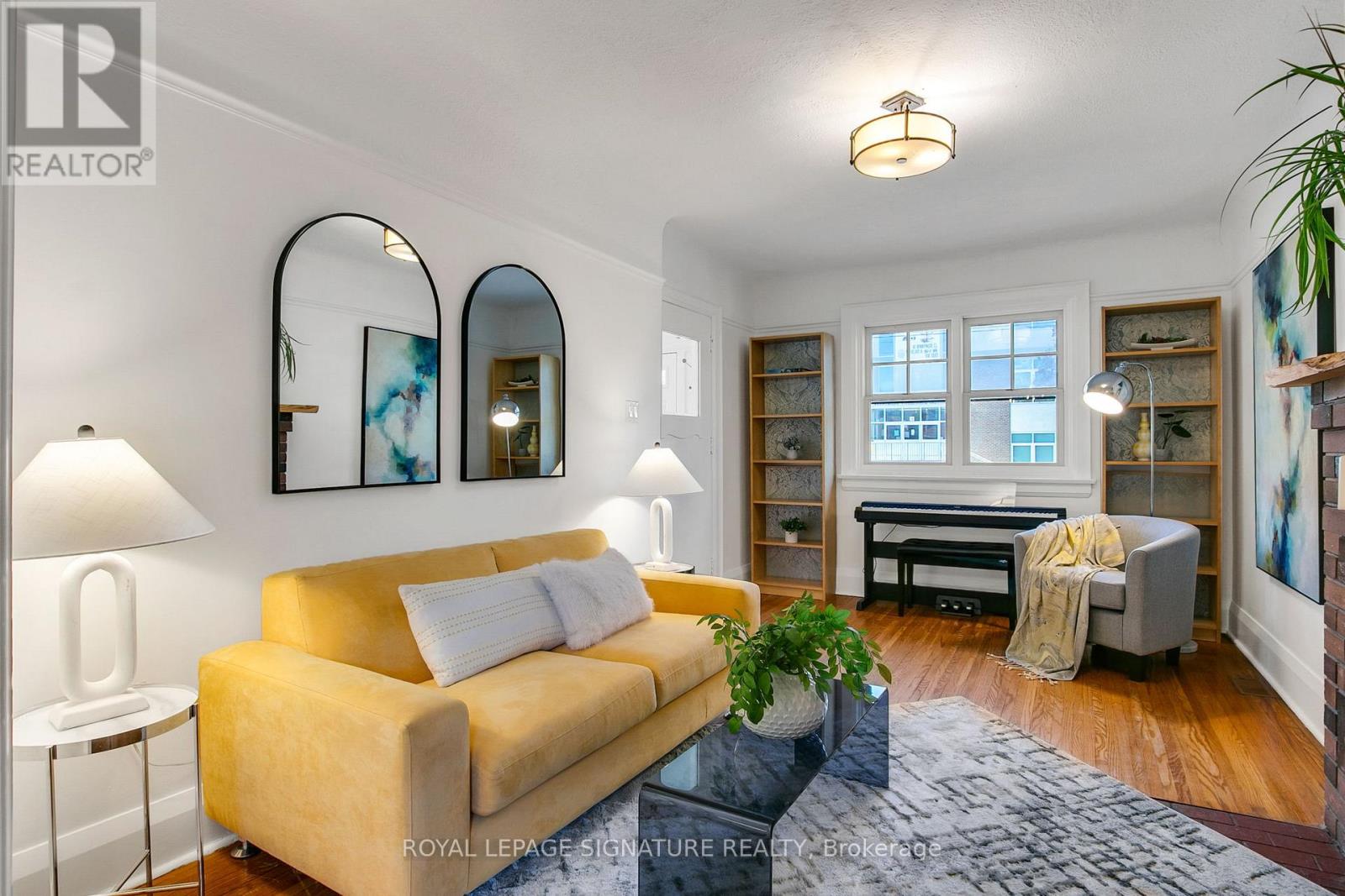 546 Jane Street, Toronto, Ontario  M6S 4A4 - Photo 11 - W12509888