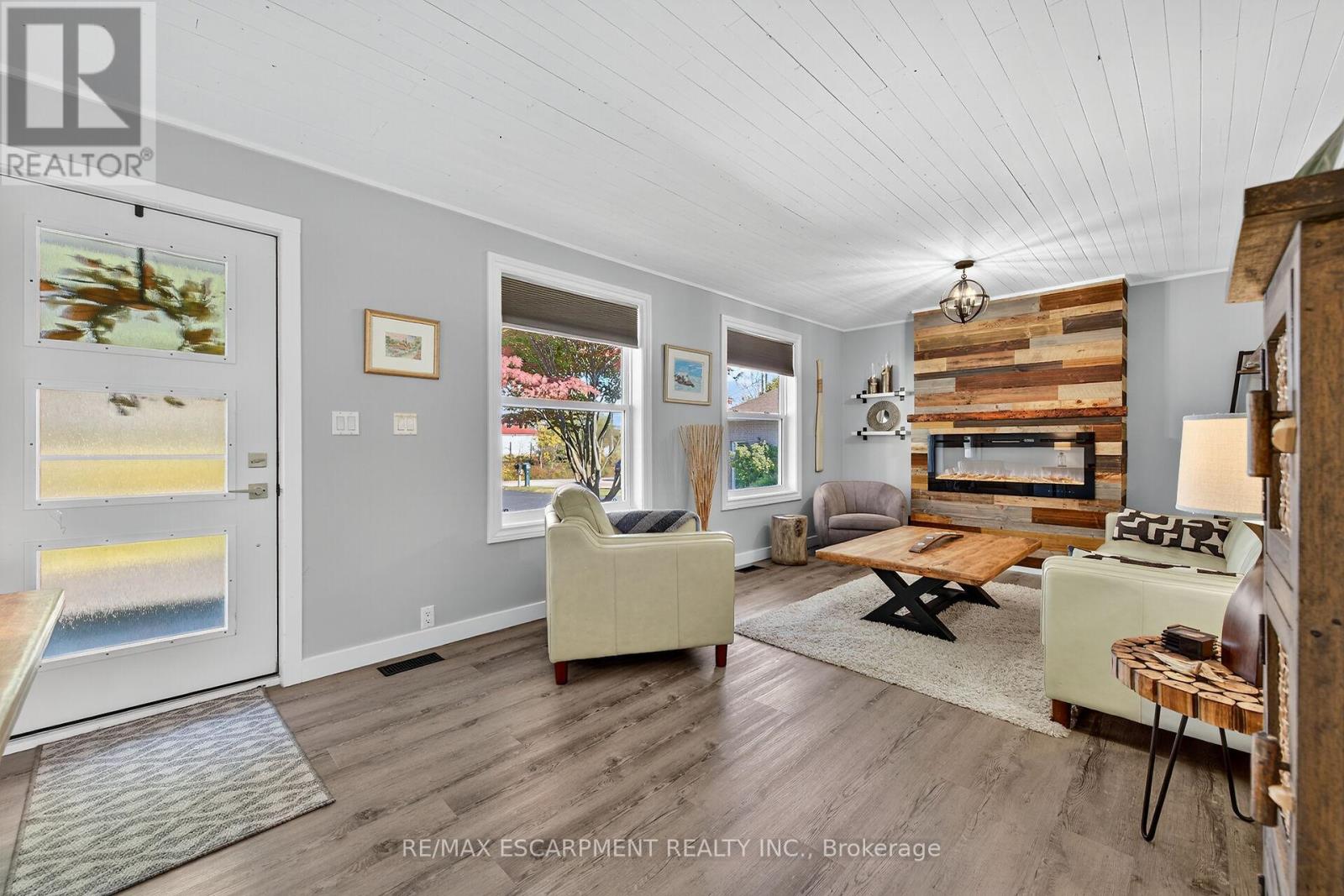 92 Dover Mills Road, Norfolk, Ontario  N0A 1N1 - Photo 11 - X12461223