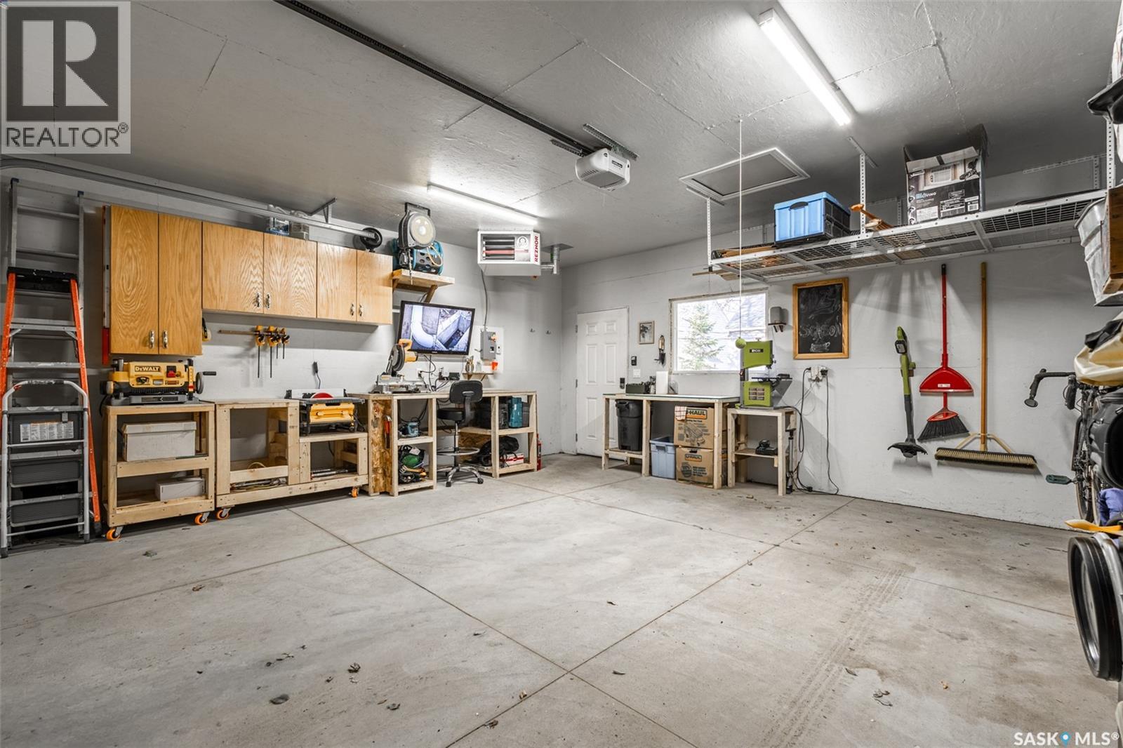 212 4th Street E, Saskatoon, Saskatchewan  S7H 1J1 - Photo 33 - SK022354