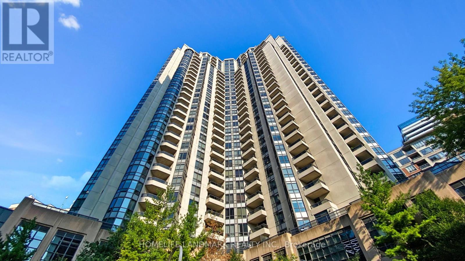 423 - 500 DORIS AVENUE, Toronto, Ontario