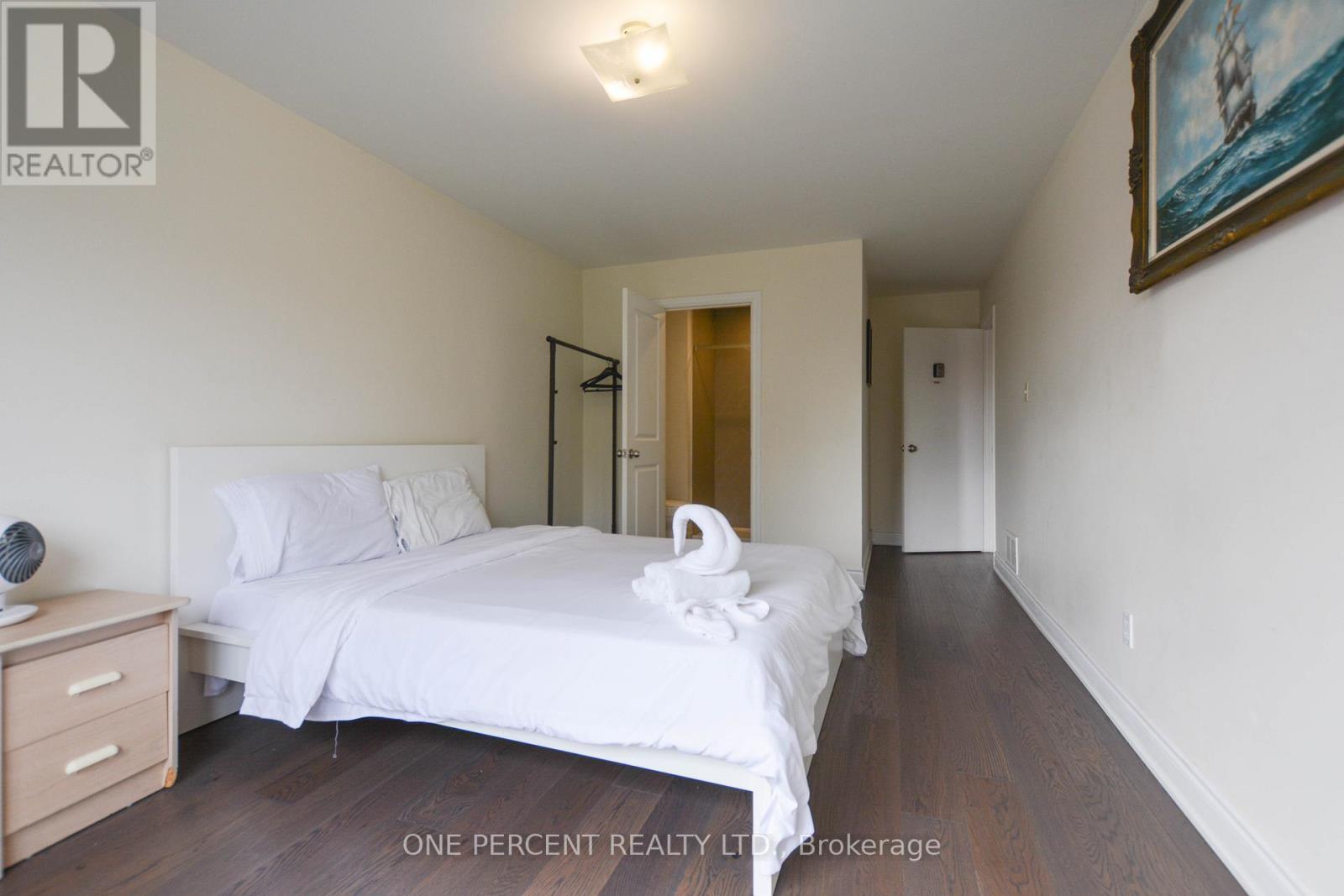 22 Mintwood Drive, Toronto, Ontario  M2M 3A7 - Photo 18 - C12511198