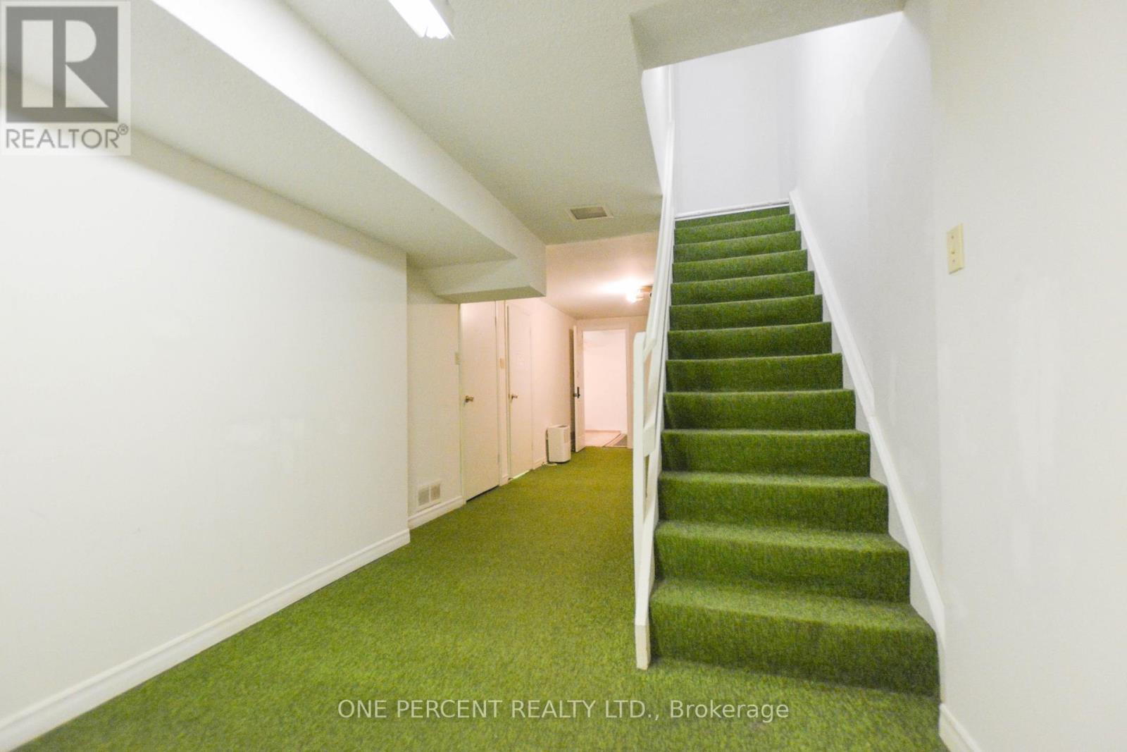 22 Mintwood Drive, Toronto, Ontario  M2M 3A7 - Photo 30 - C12511198