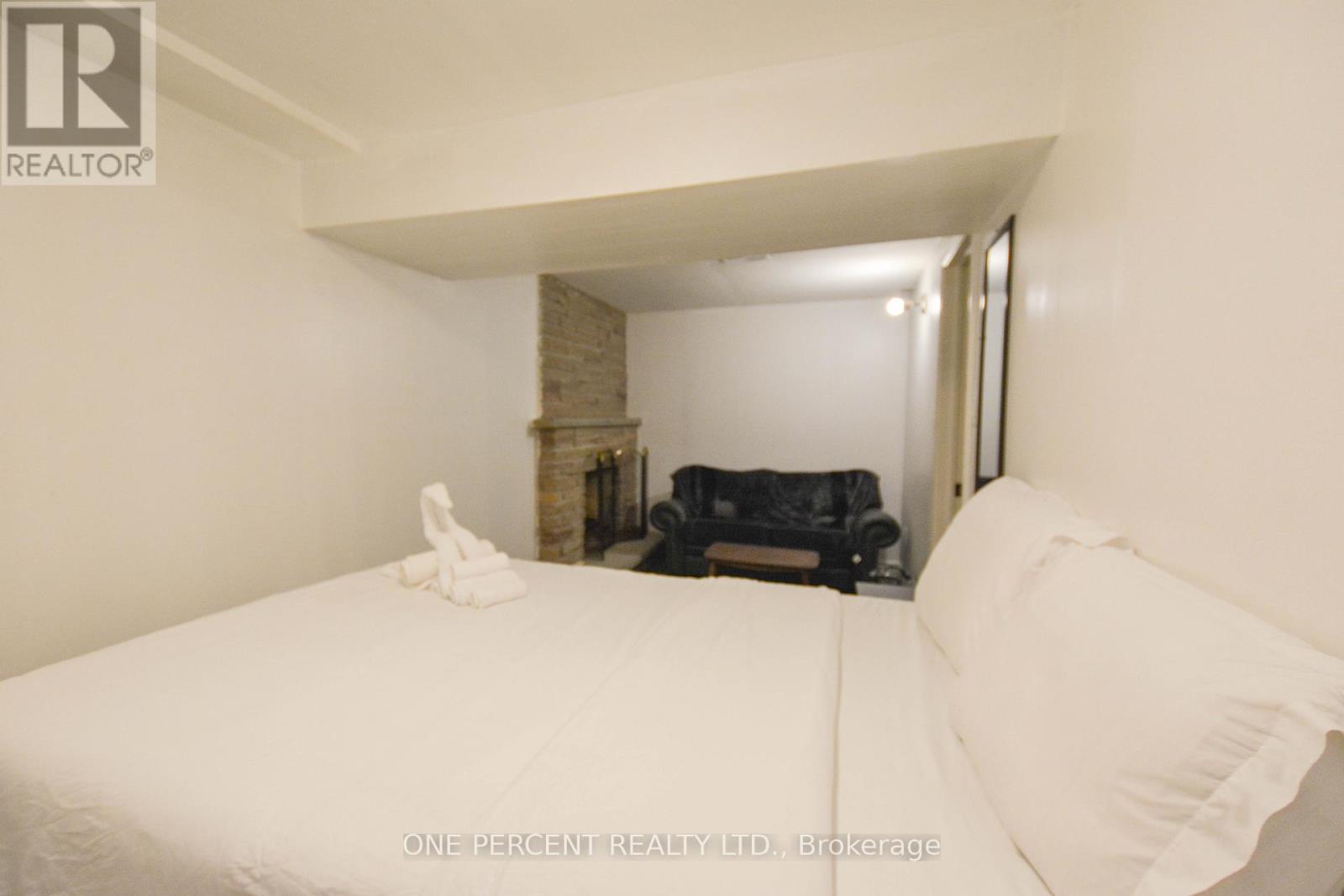 22 Mintwood Drive, Toronto, Ontario  M2M 3A7 - Photo 33 - C12511198