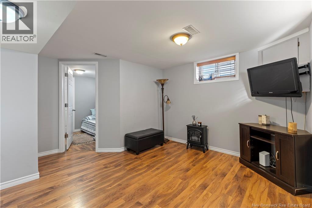 61 Mapleton, Moncton, New Brunswick  E1C 7W6 - Photo 23 - NB129443