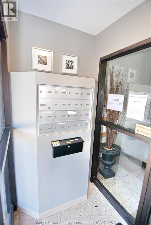 647 Irvine Unit# 301, Windsor, Ontario  N8X 2J4 - Photo 4 - 25028035