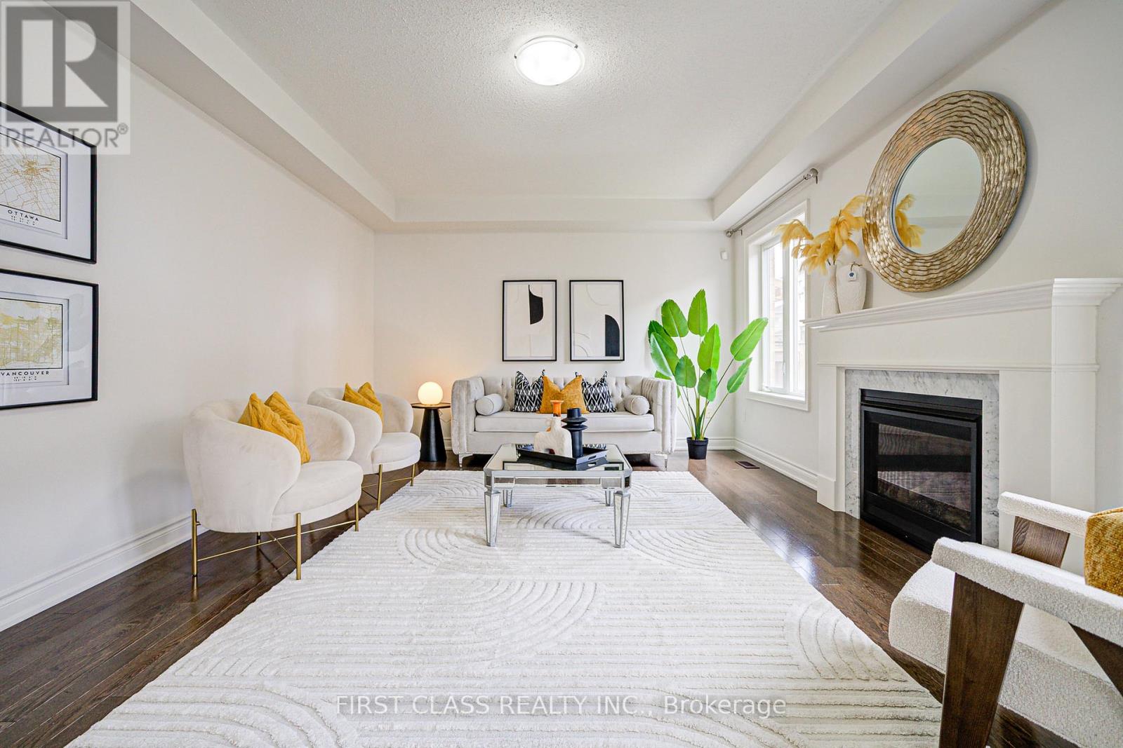 3103 Streamwood Passage, Oakville, Ontario  L6H 0S8 - Photo 4 - W12443987