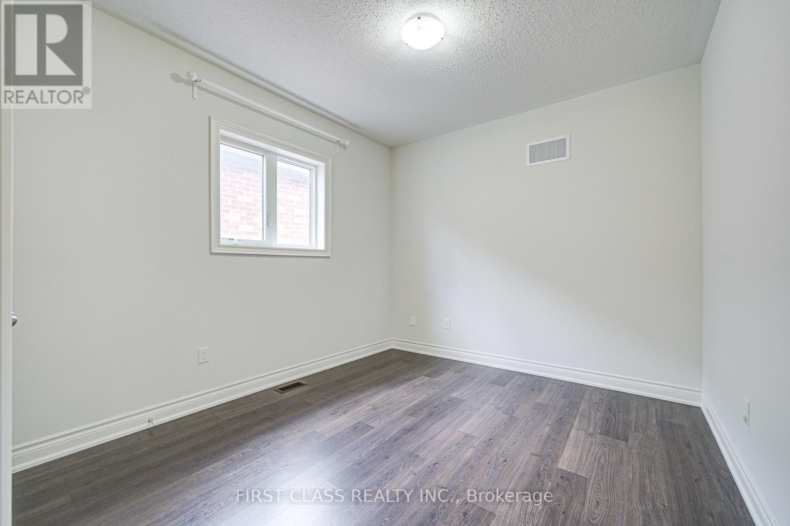 3103 Streamwood Passage, Oakville, Ontario  L6H 0S8 - Photo 26 - W12443987